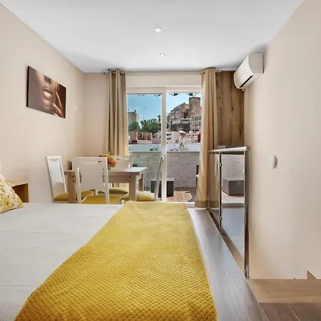 Duplex In 50m From The * 토레몰리노스